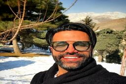 عکس لب دریایی علیرضا نیکبخت با رفقا+عکس 