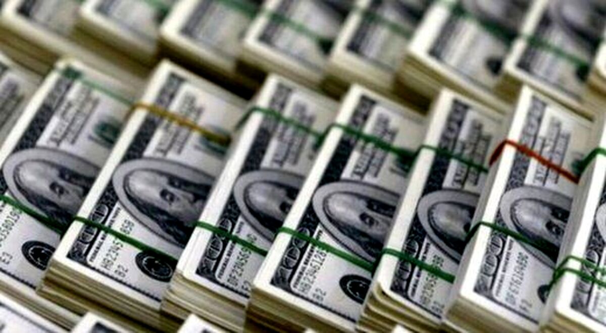 سقوط قیمت دلار امروز اول آذر 