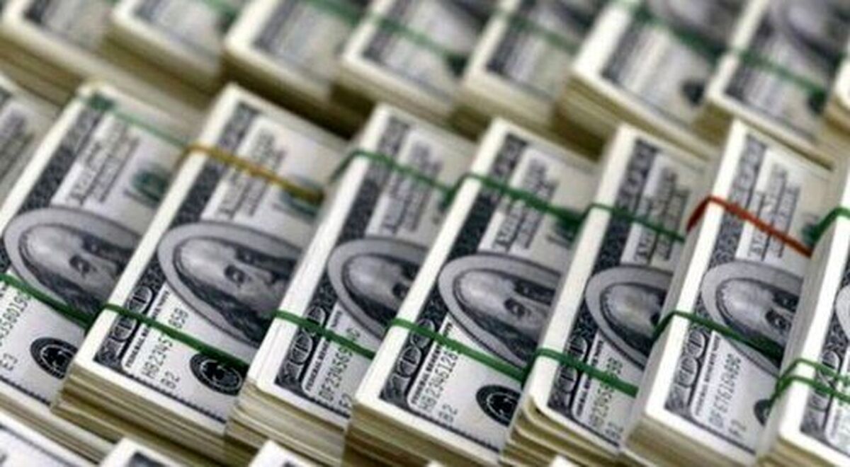 سقوط قیمت دلار امروز اول آذر 
