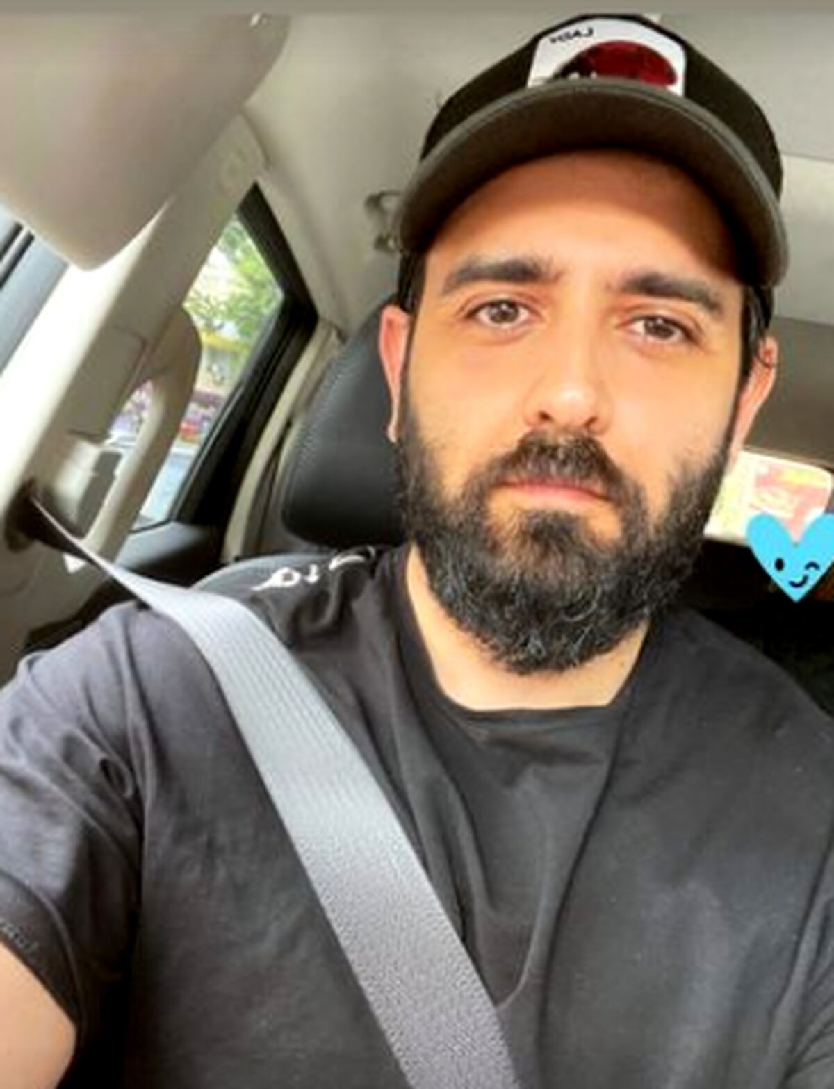 چهره جدید امیرحسین آرمان بعد از روزهای کرونایی/تیپ خفن مد روز امیرحسین آرمان +عکس جذاب