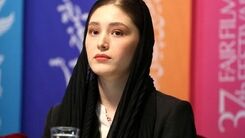 عکس زیرخاکی فرشته حسینی در کنار مادر و خواهرش+تصاویر دیده نشده