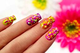 بازار کار دوره آموزشی کاشت ناخن