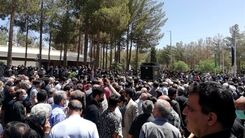 مراسم تشییع همسر و فرزند مجری مشهور +عکس