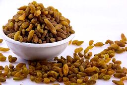 چرا باید صبح‌ها کشمش بخوریم؟