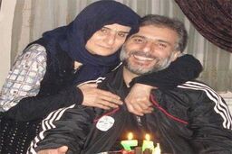 حرکت عجیب و شجاعانه سید جواد هاشمی| بازی سید جواد هاشمی با ببر غول پیکر در قفس+عکس