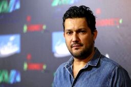 طعنه حامد بهداد به لباس مقدس+فیلم لو رفته 