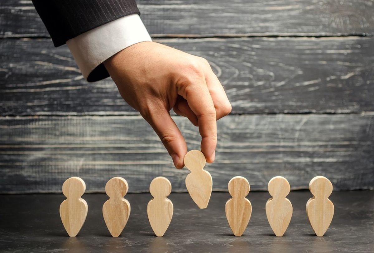 بررسی چالش های مدیریت منابع انسانی