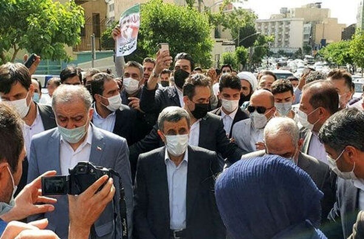 محمود احمدی نژاد تهدید کرد!/پاسخ جنجالی احمدی نژاد درباره کابینه جوان دولتش + فیلم