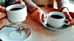 برای از بین بردن کبد چرب این موقع از روز قهوه بخورید | مضرات خوردن قهوه در شب را بدانید