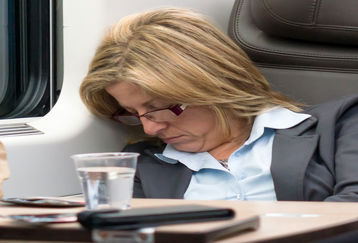 اگر زیاد می خوابید حتما بخوانید | ۱۱ بلای مرگبار خواب زیاد که شما از آن بی‌خبر بودید