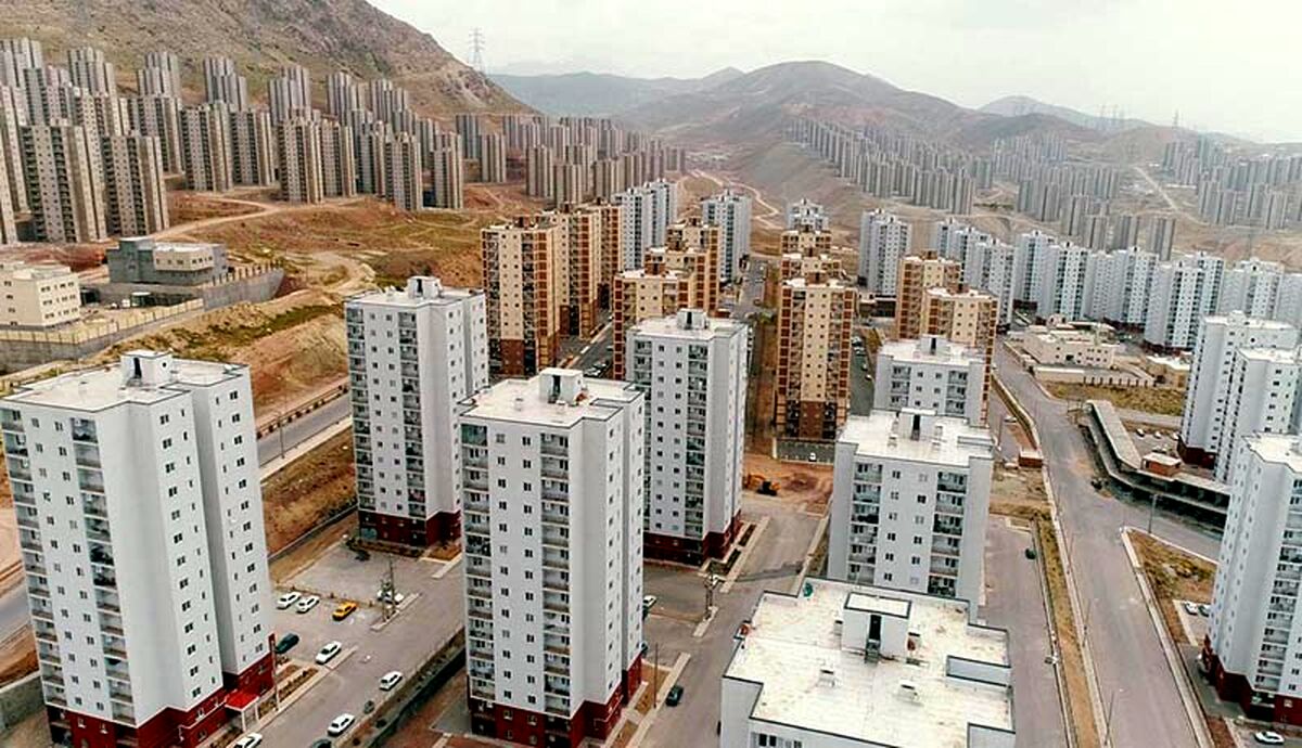 مسکن دولتی ۴ برابر گرانتر از خانه‌های پرند و پاکدشت