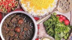 بلاخره تستر آمریکایی  قرمه سبزی و ته‌دیگ را تست کرد | واکنش جالب بلاگر غذای آمریکایی رو ببینید +فیلم