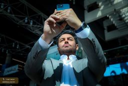 سن واقعی محمدرضا گلزار در این عکس لو رفت| چروک های عمیق محمدرضا گلزار هوادارنش را شوکه کرد!+عکس