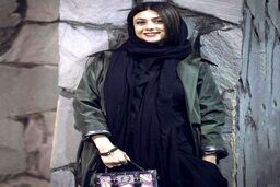 آزاده صمدی چمدان به دست در فرودگاه دیده شد | تیپ آزاده صمدی هنگام خروج از تهران +عکس