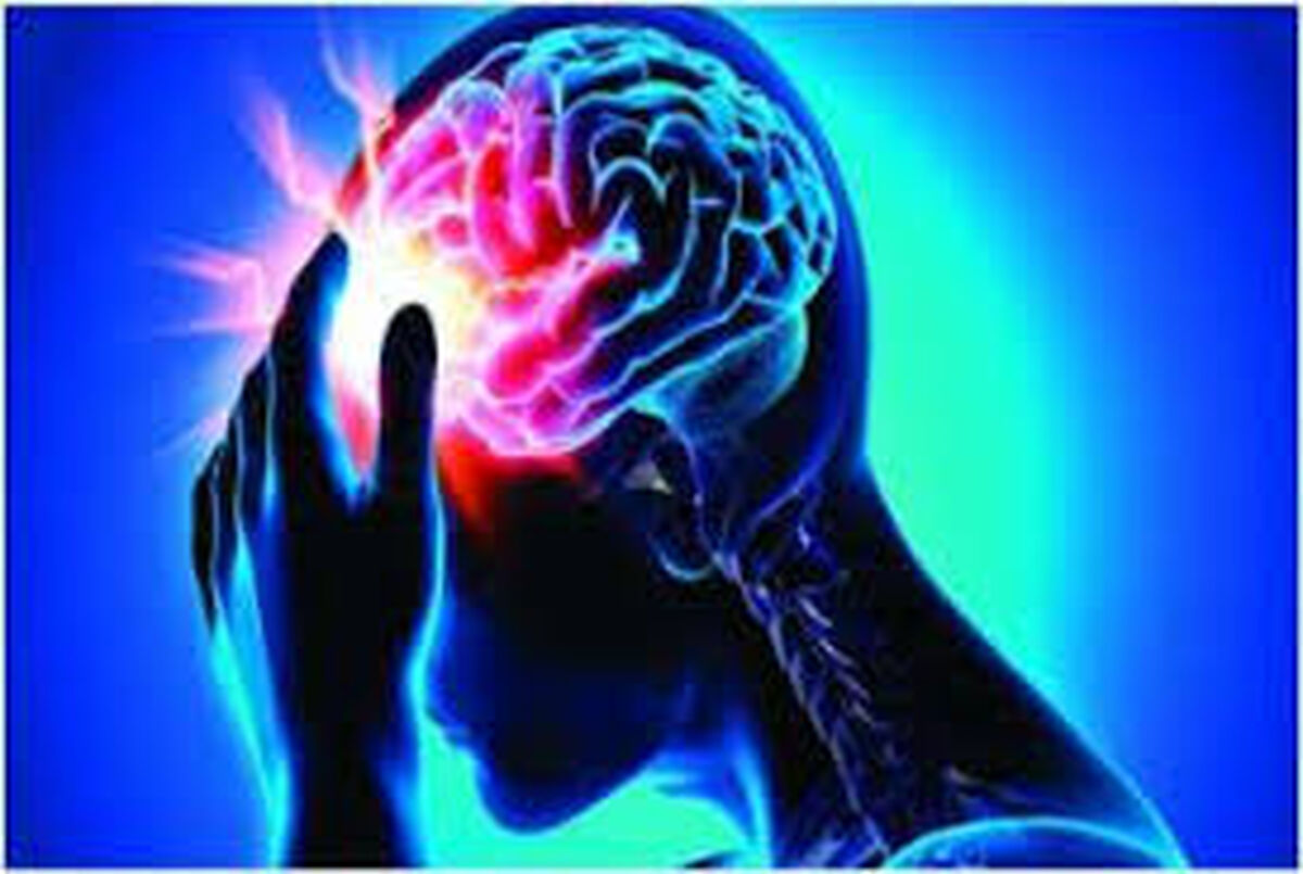 لحظه هولناک سکته مغزی مجری تلویزیون در پخش زنده + فیلم