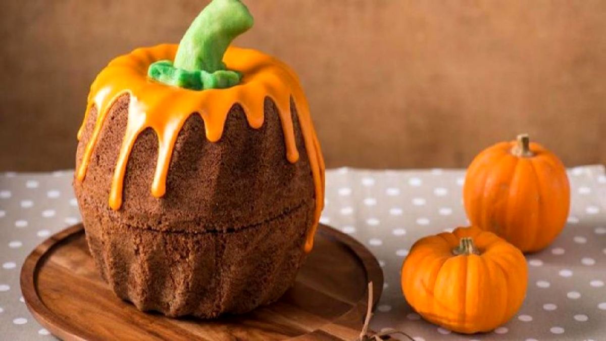 تا فصلش تمام نشده این کیک خوشمزه را درست کنید | صفر تا صد کیک کدو بدون فر