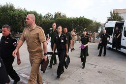 تصویری از  افسر زن روس در ایران وایرال شد+ عکس