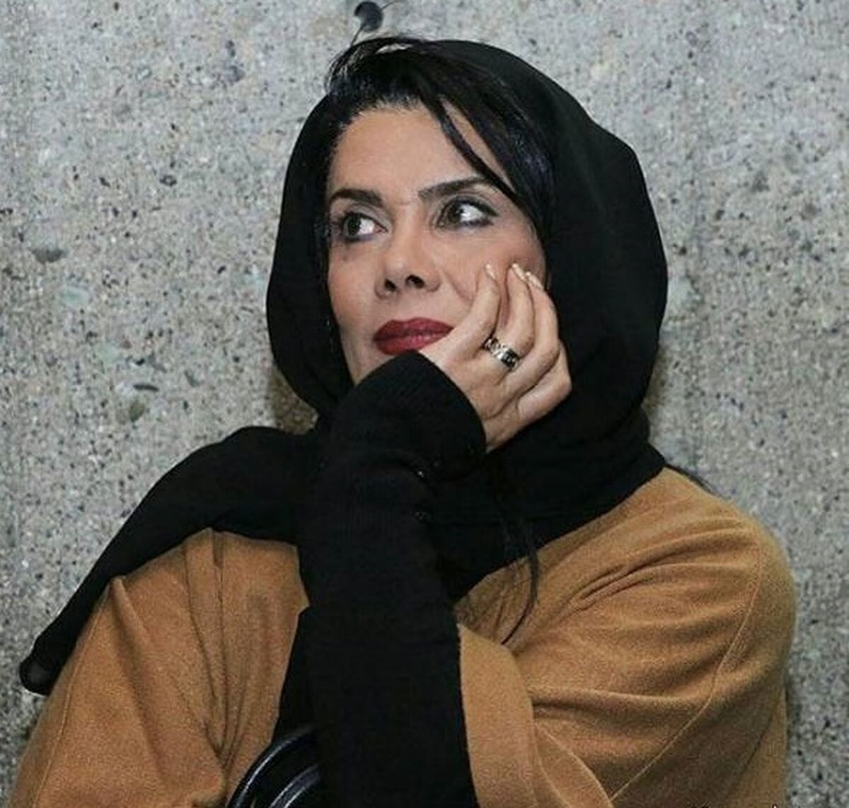 تصویری از عاطفه رضوی که شوکه تان می کند | تغییر چهره قابل توجه بازیگر معروف تلویزیون