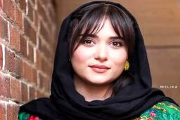 شاکی شدن پریناز ایزدیار از گریمور های سریال جیران | فحش دادن پریناز ایزدیار در پشت صحنه سوژه شد + عکس 