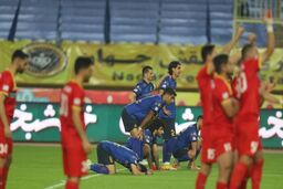 داور علیه استقلال خطا گرفت!