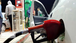 ماجرای تصمیم جدید دولت درباره بنزین چیست؟| منتظر گرانی بنزین باشیم؟