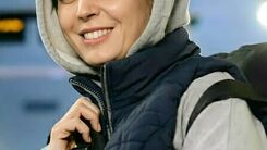 تصویر شکار شده از لیلا حاتمی در مراسم چهلم داریوش مهرجویی و همسرش | تغییر چهره لیلا حاتمی طرفدارانش را شوکه کرد + عکس