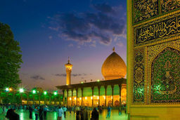 تصویر تلخ و غم انگیز کودک آسیب دیده در حمله تروریستی