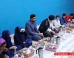 افطار رئیسی همراه با ایتام +عکس