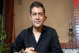 این مجری معروف را دیگر در تلویزیون نمی بینید + عکس