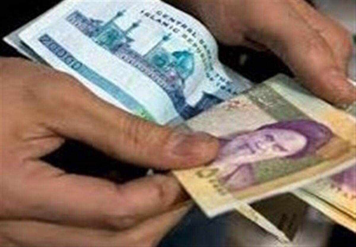 کارگران با رقم عیدی امسال غافلگیر شدند | حداکثر و حداقل عیدی کارگران چقدر شد؟ 