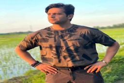 تقلید امیرحسین آرمان از عکس های محمد رضا گلزار قبل از ازدواج | امیرحسین آرمان چقدر عوض شده +عکس