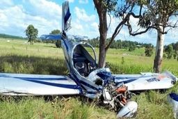  شوت این فوتبالیست باعث سقوط هواپیما شد! + عکس