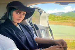 لباس مبدل عجیب الناز شاکردوست برای فرار از مردم/عکس دور از شان خانم بازیگر خبرساز شد! +عکس نامتعارف