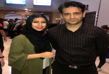 تصویر دیده نشده از امیرحسین آرمان بعد از مدت ها بی خبری | شاید باور نکنید این خانم جوان مادر امیرحسین آرمان باشد +عکس 