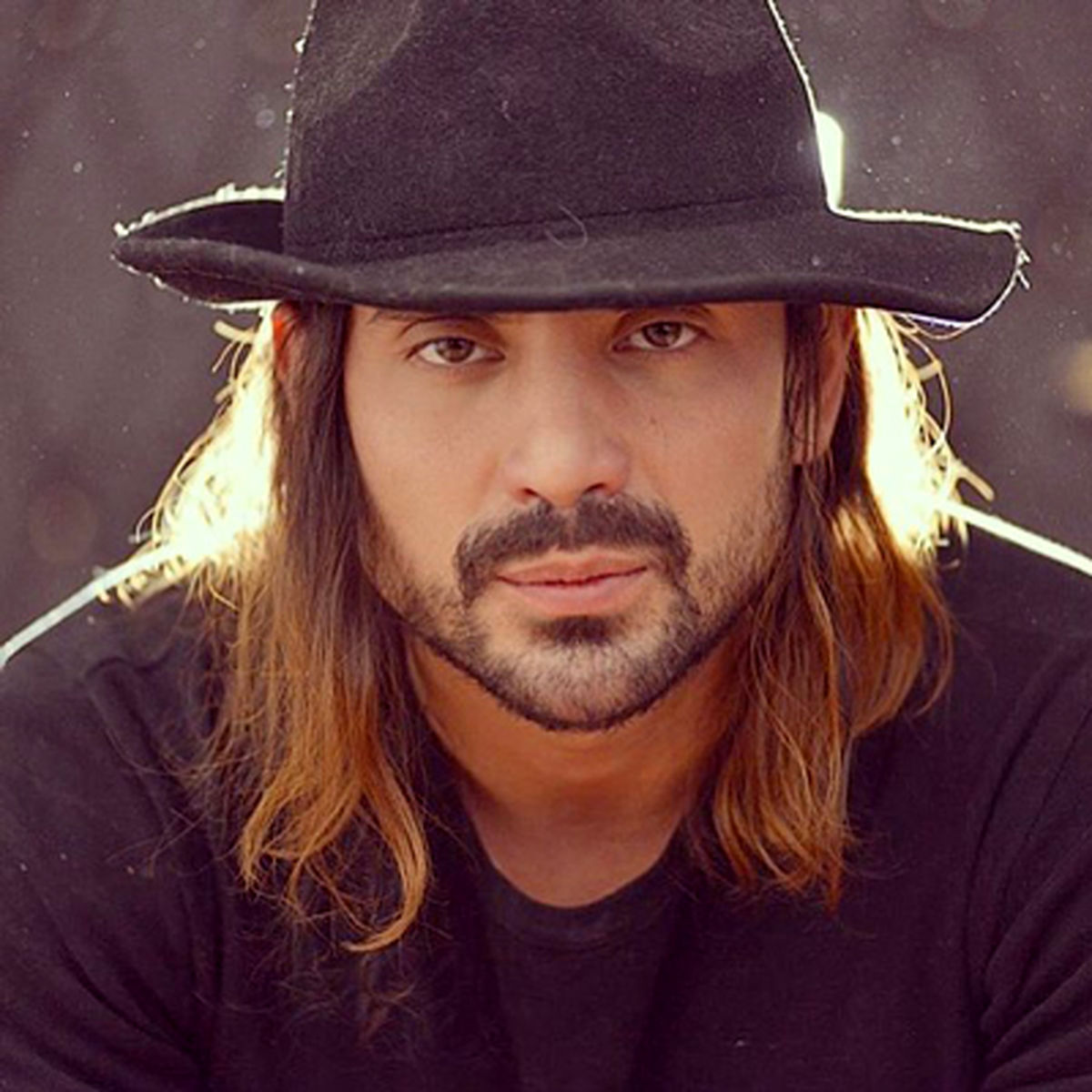 امیرعباس گلاب در این سن و سال تن به عمل بینی داد | تغییر چهره عجیب امیرعباس گلاب + عکس