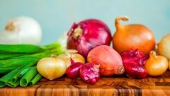قیمت پیاز به موز رسید | دلیل قیمت نجومی پیاز چیست ؟