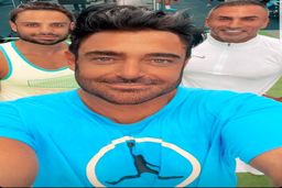 لاغری عجیب و شدید محمدرضا گلزار در خارج از کشور | محمدرضا گلزار بیمار است؟