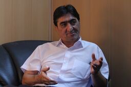تصویری از اسطوره پرسپولیس با همسری که به قتل رسید +عکس