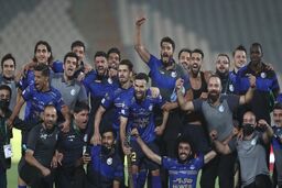 چرا پرسپولیس از استقلال شکست خورد؟
