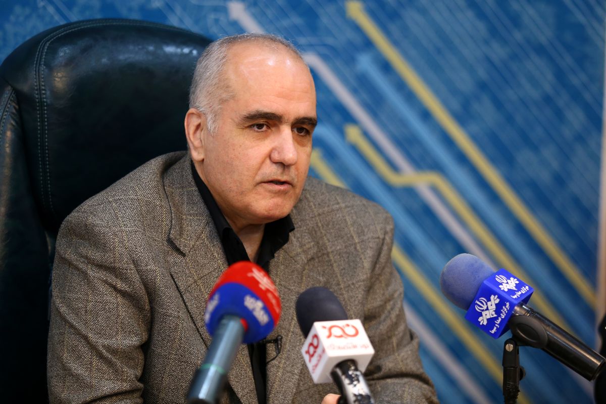 --------------------------------------------------------------------------------------------------------------------------------------------------------------------------------------------------------