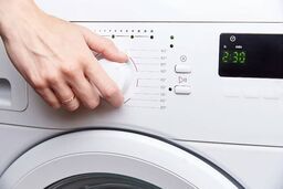 5 علت ثابت ماندن تایمر ماشین لباسشویی