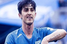 سردار آزمون در لباس دامادی+سلفی عاشقانه سردار آزمون و همسرش 