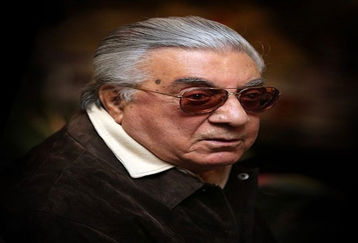 تصویر غم انگیز از حضور خواننده پیشکسوت در مراسم تشییع پیکر اکبر گلپایگانی + عکس