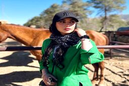 تیپ راحت ترلان پروانه توی آپارتمان مجردی اش | ترلان پروانه چرا اینقدر شلخته؟