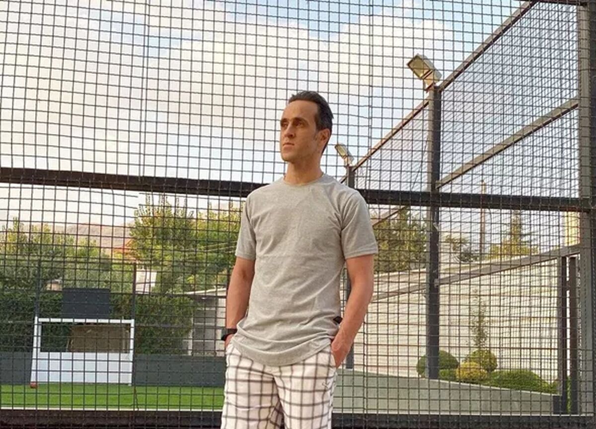 پست تازه علی کریمی
