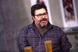 شباهت عجیب بازیگر یاغی به بزرگترین قاچاقچی تاریخ +عکس