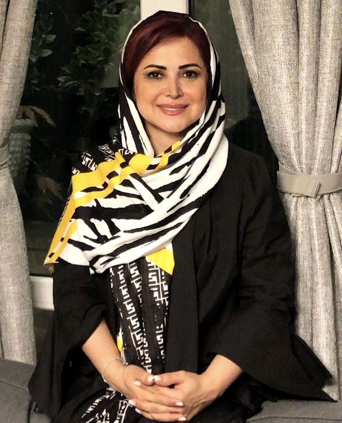 سلفی جالب کمند امیرسلیمانی و پسرش | خانم بازیگر جوان با این پسر بزرگ همه را شوکه کرد +عکس