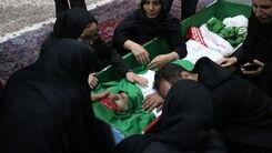 ماجرای عکس یادگاری شهاب حسینی و رامبد جوان با برادر یک شهید + عکس