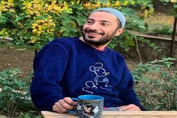شعر سرایی نوید محمد زاده برای فرشته جانش | عکس دیده نشده