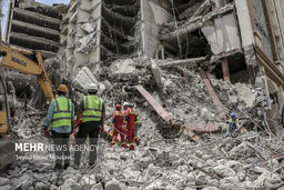 متروپل دوباره فرو ریخت! | حضور نیروهای امدادی در محل